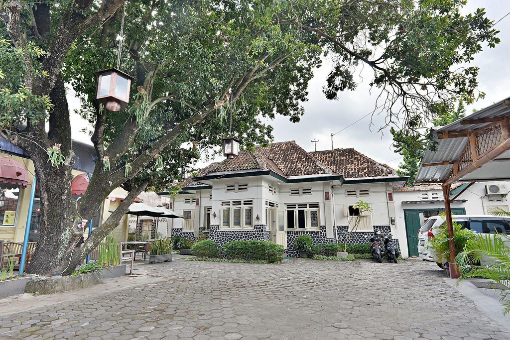 Zen Rooms Panembahan Kraton Yogyakarta Ngoại thất bức ảnh
