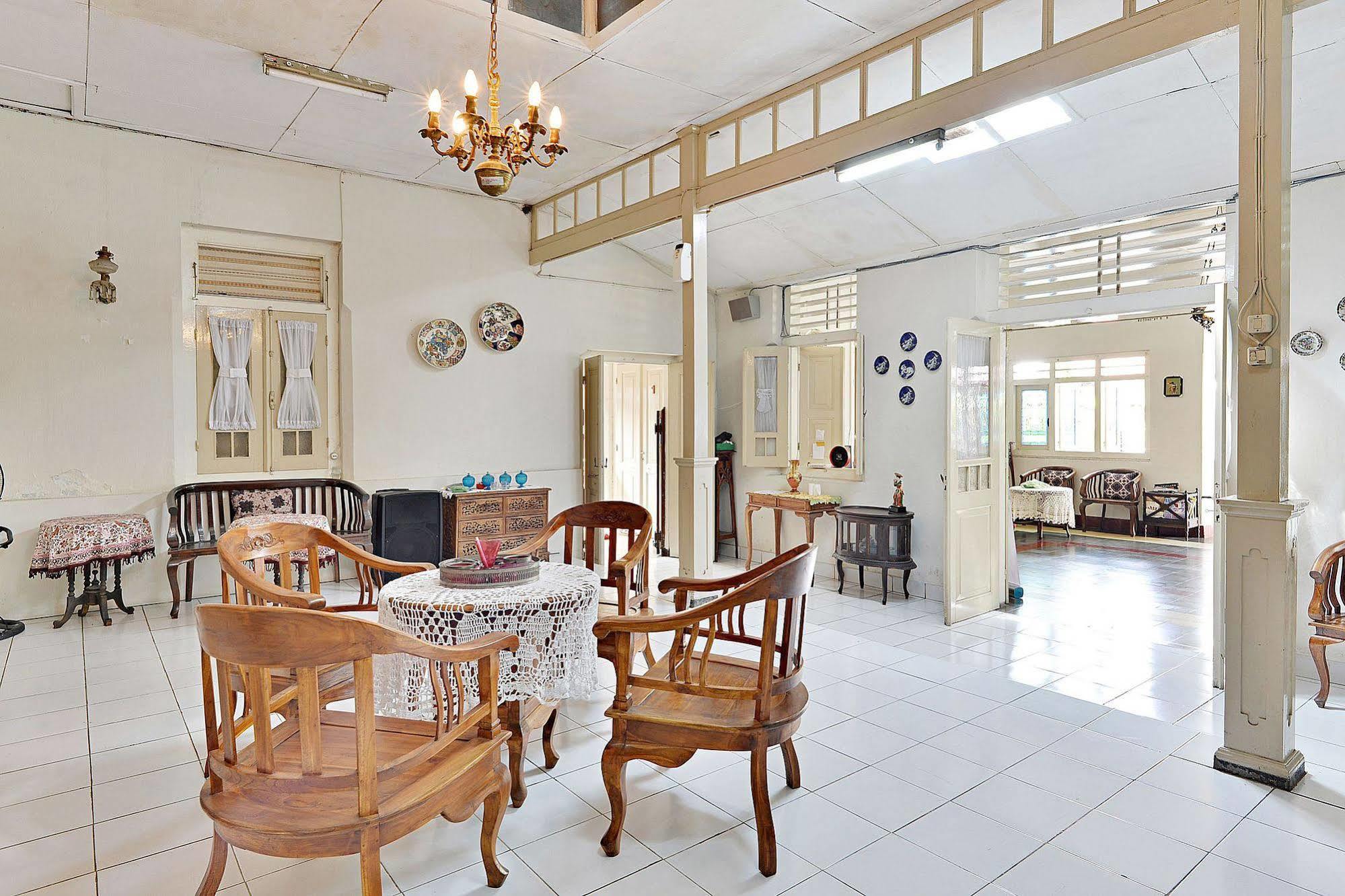 Zen Rooms Panembahan Kraton Yogyakarta Ngoại thất bức ảnh
