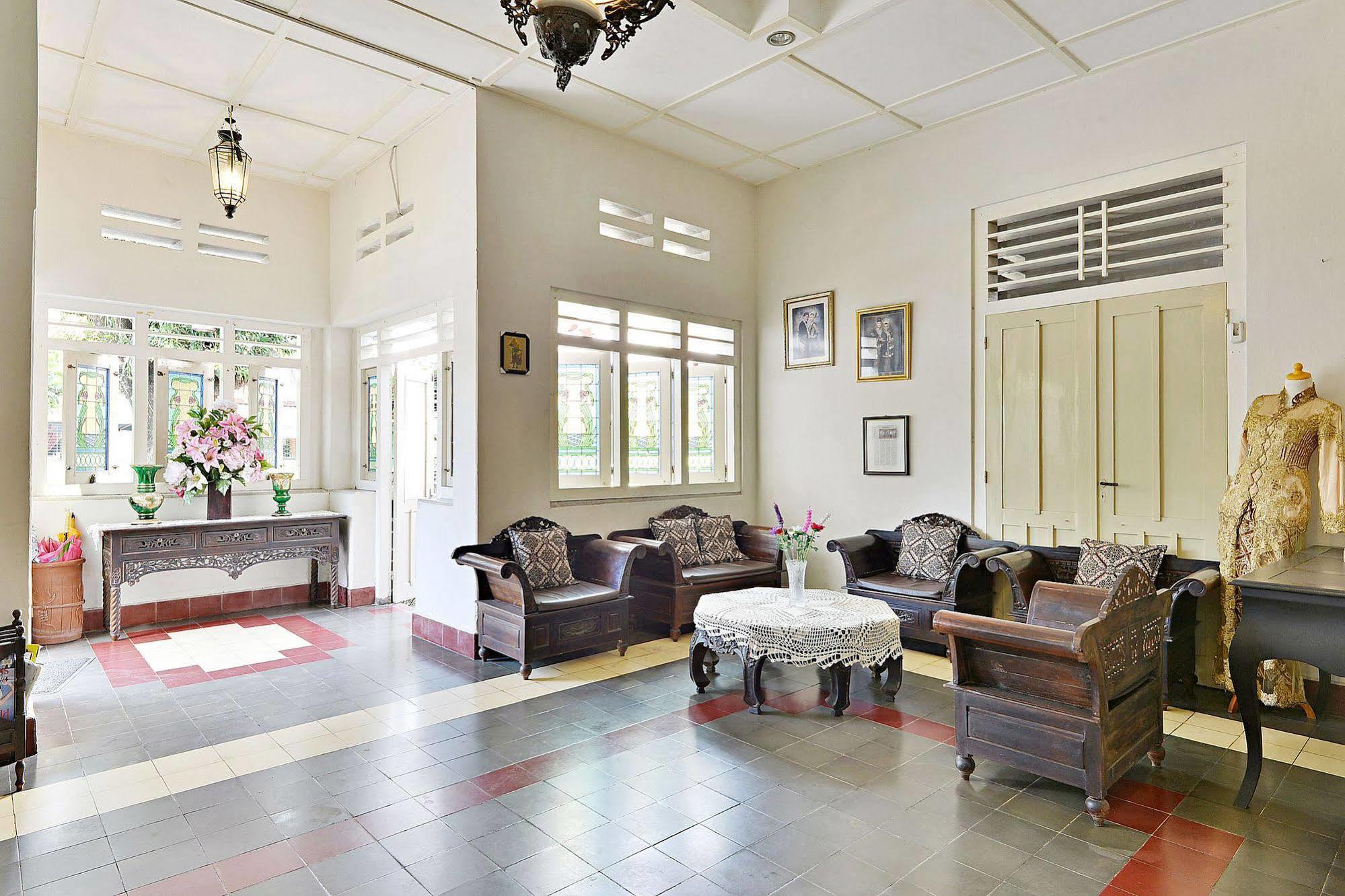 Zen Rooms Panembahan Kraton Yogyakarta Ngoại thất bức ảnh
