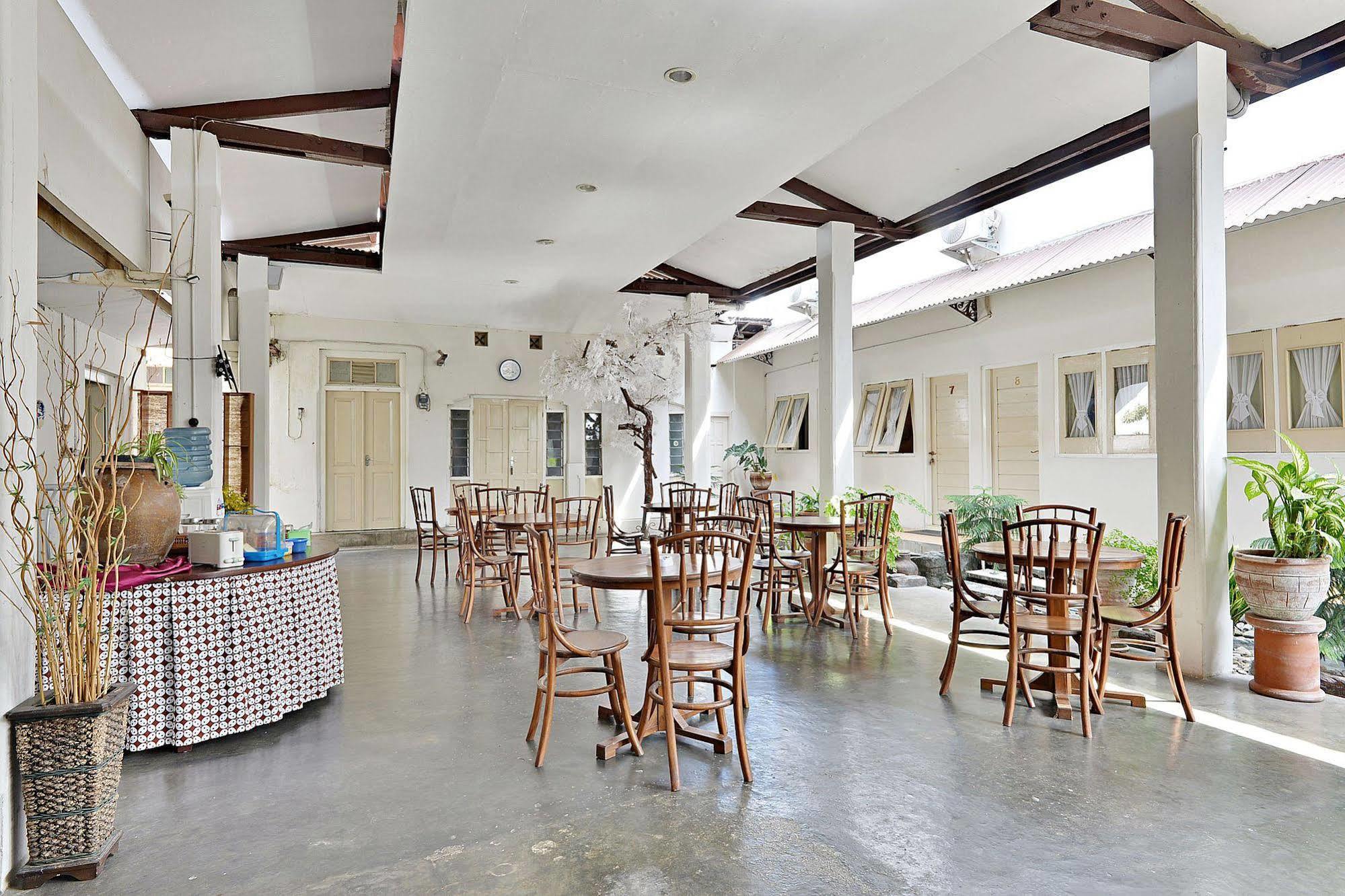 Zen Rooms Panembahan Kraton Yogyakarta Ngoại thất bức ảnh