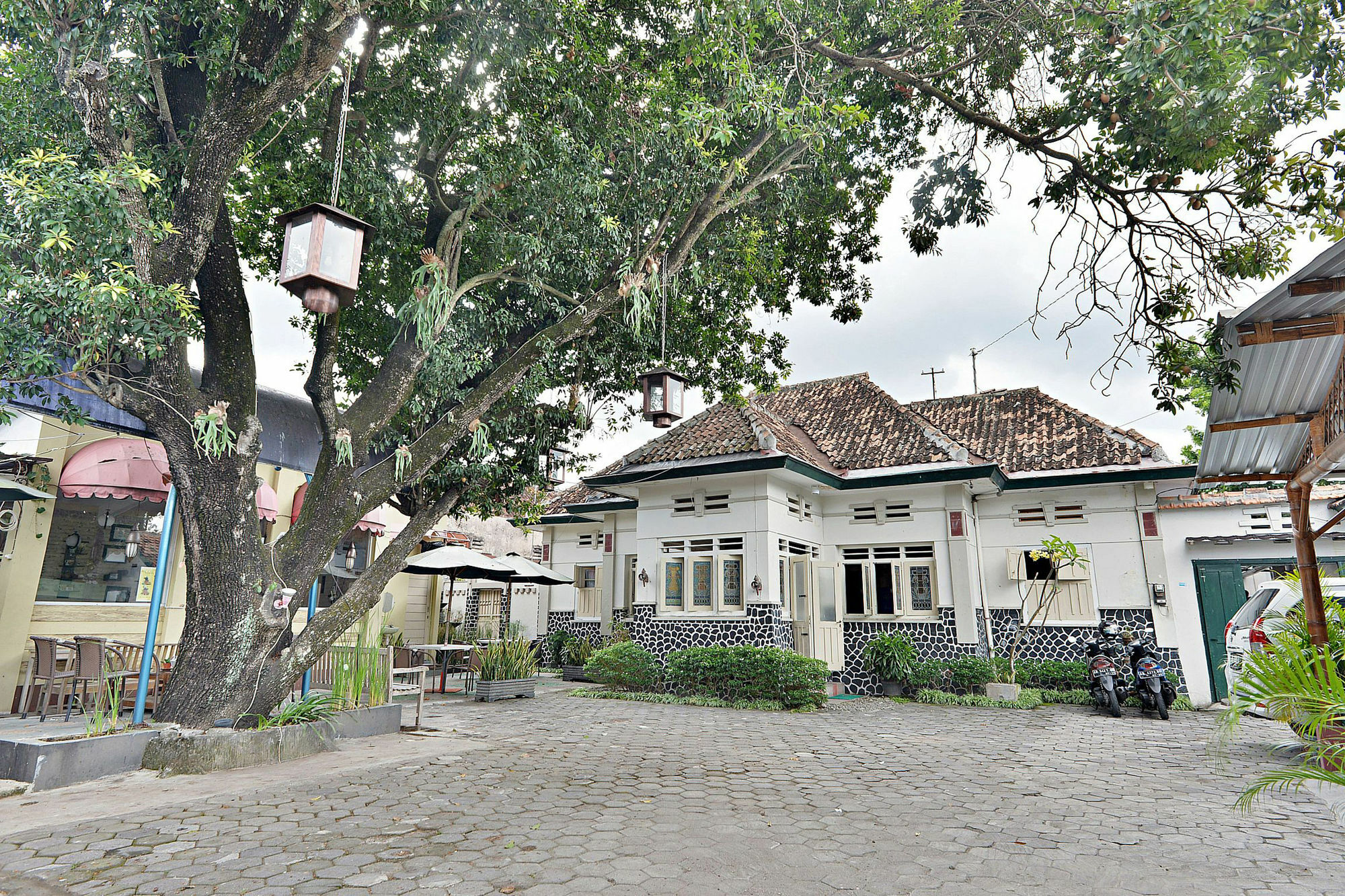 Zen Rooms Panembahan Kraton Yogyakarta Ngoại thất bức ảnh